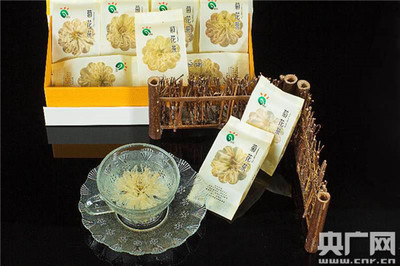 当健康黄菊邂逅千年古村——“快乐农夫”的扶贫之路